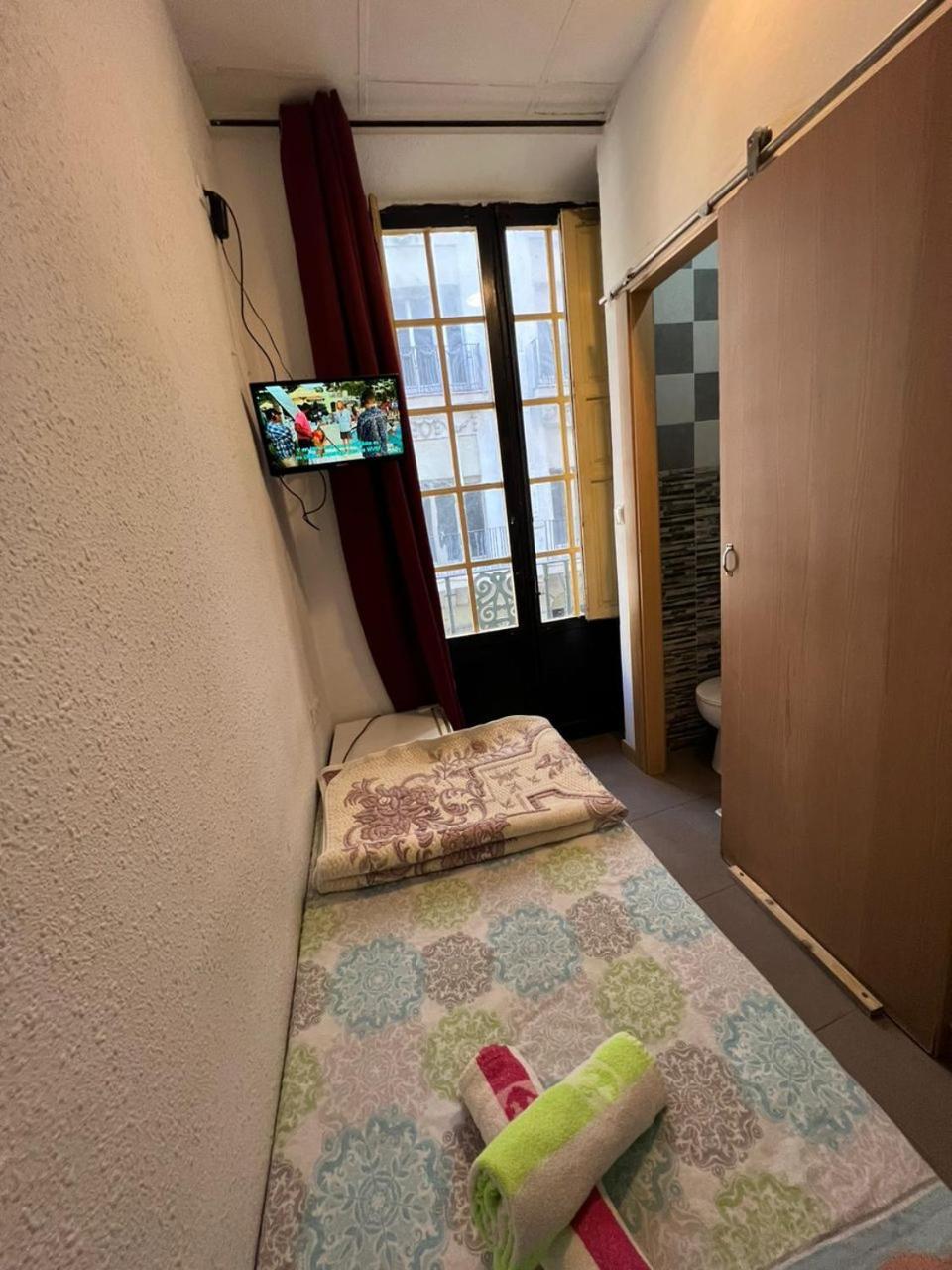 Hostal Milan Alicante Exterior foto
